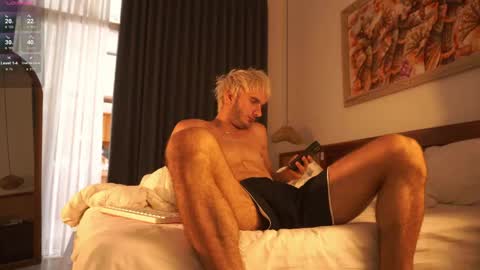 Paul online show from April 2026 04:38:02 AM