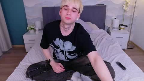 Paul online show from April 2026 12:28:01 PM