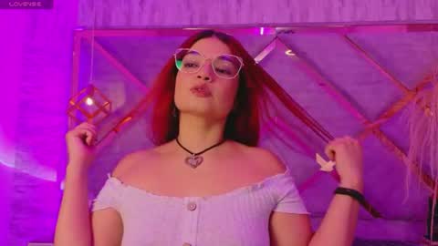 Snapshot of paulavegaa chatting on June 2026 04:02:01 AM Paula online show from June 2026 04:02:01 AM