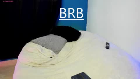 Paulina online show from October 2025 08:09:01 PM