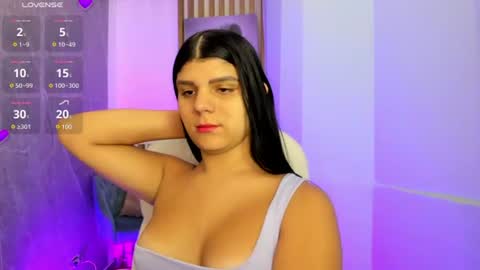 Paulina Belle online show from June 2026 01:12:01 PM