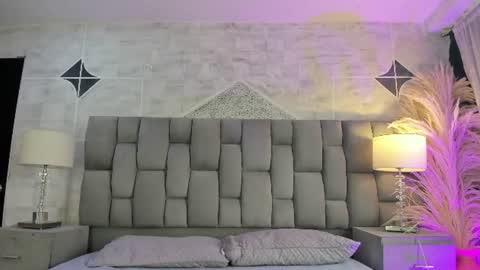 Paulina Belle online show from July 2026 01:18:02 PM