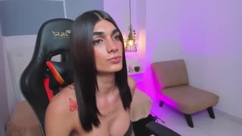 Pauly online show from February 2025 07:36:01 PM