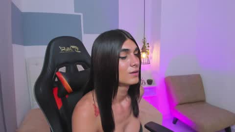 Pauly online show from February 2025 01:43:01 AM