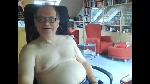 Pavlov aka Peter online show from March 2026 08:17:01 AM