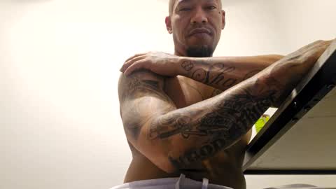 Phenomenal online show from February 2025 10:48:02 PM