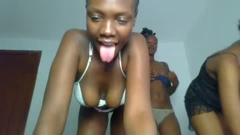 peach_ebonny online show from June 2026 10:15:01 AM