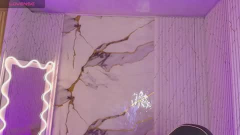 peachy_tay online show from March 2026 11:27:01 AM