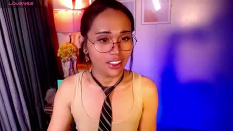Snapshot of peakaboo_xx chatting on July 2026 04:52:01 AM Angel Creamdensada online show from July 2026 04:52:01 AM