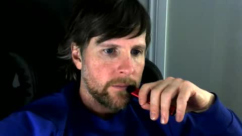 Snapshot of pecas90 chatting on December 2025 10:50:01 PM pecas90 online show from December 2025 10:50:01 PM