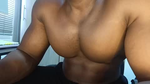 pecsblack888 online show from April 2026 07:36:02 PM