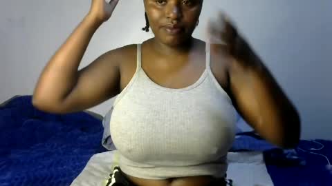 Snapshot of peekyshams chatting on June 2026 02:19:02 PM peekyshams online show from June 2026 02:19:02 PM