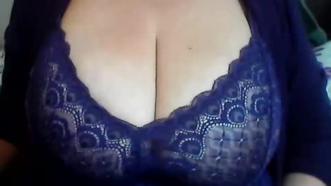 perlita070822 online show from July 2026 03:16:02 AM