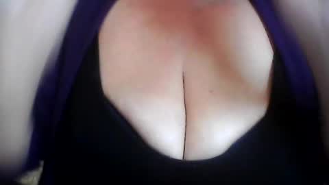 perlita070822 online show from August 2026 03:06:01 AM