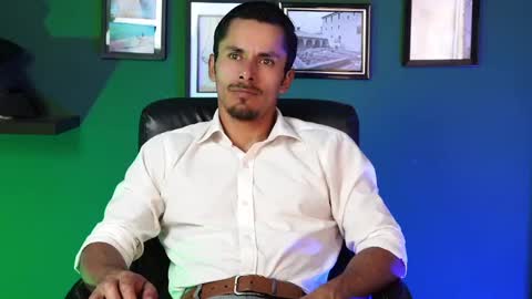 Snapshot of perseoo_88 chatting on December 2025 07:51:02 PM andres online show from December 2025 07:51:02 PM