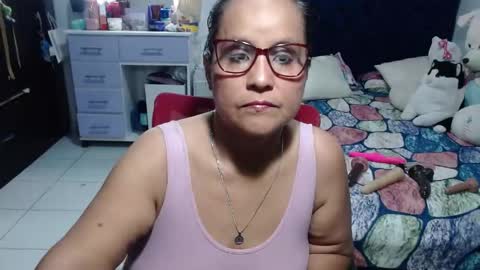 Snapshot of pervert_mommy_x chatting on June 2026 10:10:02 AM SAMY online show from June 2026 10:10:02 AM