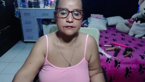 Snapshot of pervert_mommy_x chatting on July 2026 09:24:01 AM SAMY online show from July 2026 09:24:01 AM