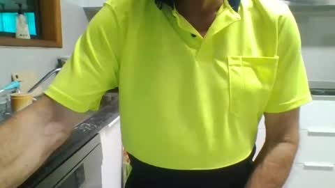 Snapshot of petesplace chatting on January 2025 09:24:01 AM pete online show from January 2025 09:24:01 AM