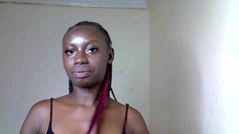 Snapshot of petite_charm chatting on April 2026 08:06:02 PM Charm online show from April 2026 08:06:02 PM