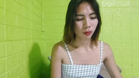 Yuriee online show from January 2025 08:54:01 AM