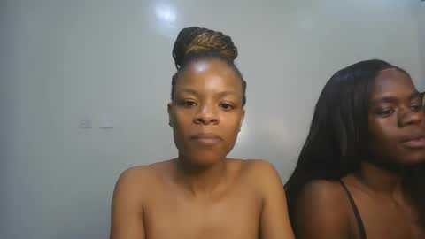 Snapshot of petite_luxe1 chatting on July 2026 04:47:01 PM Luxe online show from July 2026 04:47:01 PM