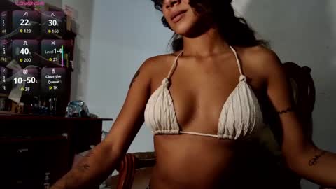 Snapshot of petitebubblegum chatting on June 2026 03:21:02 AM Caramel princesa online show from June 2026 03:21:02 AM