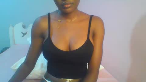 Snapshot of petiteediva chatting on June 2026 02:12:02 PM diva online show from June 2026 02:12:02 PM