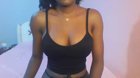 Snapshot of petiteediva chatting on June 2026 02:49:01 AM diva online show from June 2026 02:49:01 AM