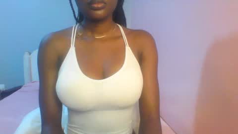 Snapshot of petiteediva chatting on July 2026 03:02:02 AM diva online show from July 2026 03:02:02 AM