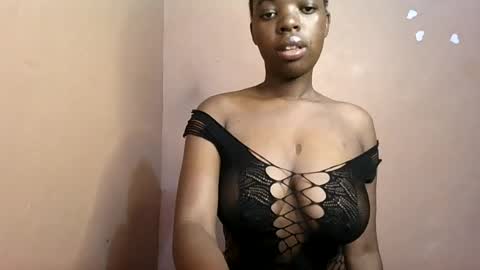 Snapshot of petitemomma76379 chatting on July 2026 07:09:02 AM sexy chocolate online show from July 2026 07:09:02 AM