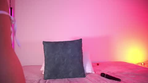 Petiteprinces online show from June 2026 02:33:02 AM