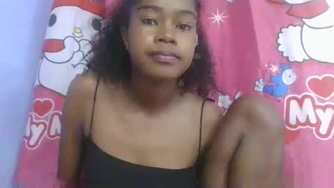 phania185885 online show from April 2026 03:51:01 PM