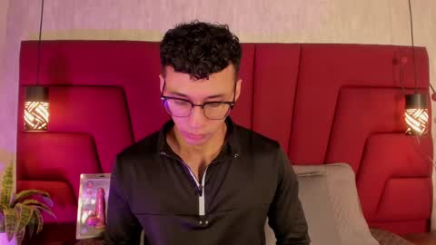 Milo online show from April 2026 11:38:01 AM