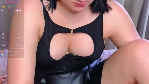 Snapshot of phyllisheart chatting on March 2025 11:23:01 AM Lora black and Lili blonde welcome you here online show from March 2025 11:23:01 AM