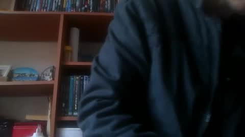 pichoun71 online show from December 2024 10:38:02 AM