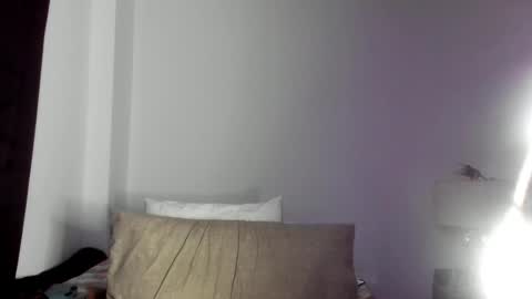 pikoro_gomez online show from September 2025 01:54:02 AM