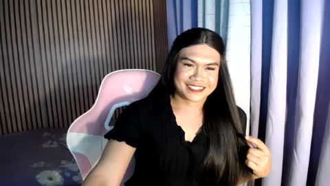 CHLOE online show from July 2026 12:44:01 PM