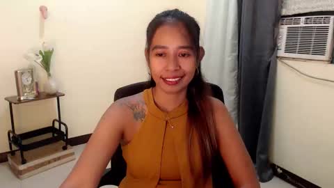 Snapshot of pinaymorena_renelda chatting on November 2025 05:40:02 AM pinaymorena_renelda online show from November 2025 05:40:02 AM