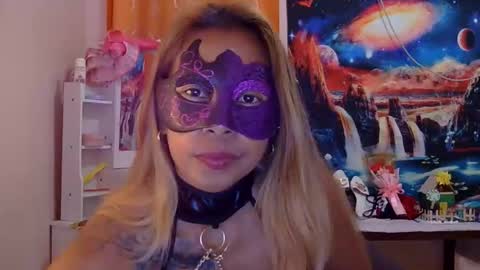 Snapshot of pinaymorena_renelda chatting on April 2026 01:44:02 PM pinaymorena_renelda online show from April 2026 01:44:02 PM