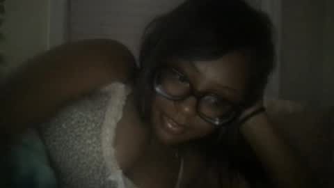 pinkgirlyyy online show from May 2026 03:37:02 AM