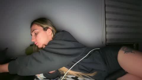 Snapshot of pinkilola chatting on May 2026 04:41:02 AM Pinkilola online show from May 2026 04:41:02 AM