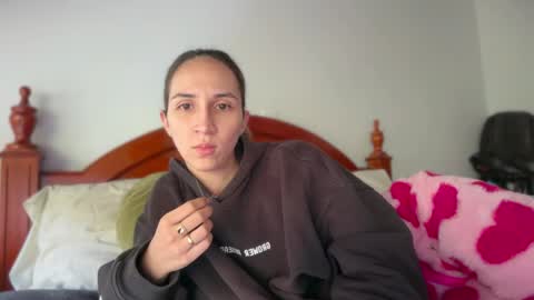 Snapshot of pinkilola chatting on May 2026 04:49:02 PM Pinkilola online show from May 2026 04:49:02 PM