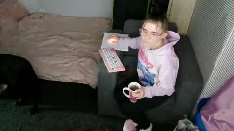 pinkwife97 online show from November 2025 03:12:02 PM