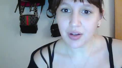 Nicky online show from April 2026 07:44:02 AM