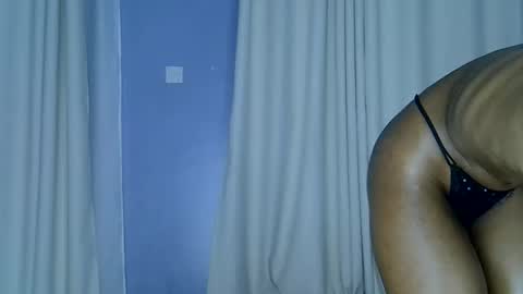 pinkycham online show from May 2026 12:18:01 AM