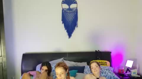 Pinkypupa-Love online show from May 2026 08:28:01 PM