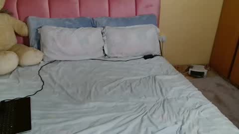 Pinky online show from February 2026 12:49:01 AM