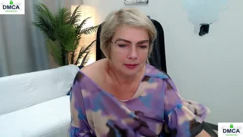 Snapshot of pion_s chatting on June 2026 03:50:02 AM Bella online show from June 2026 03:50:02 AM