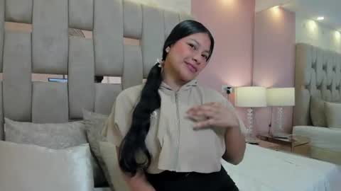 Pirly  online show from June 2026 05:45:02 PM