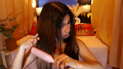 pixiewinky online show from April 2026 11:43:02 PM